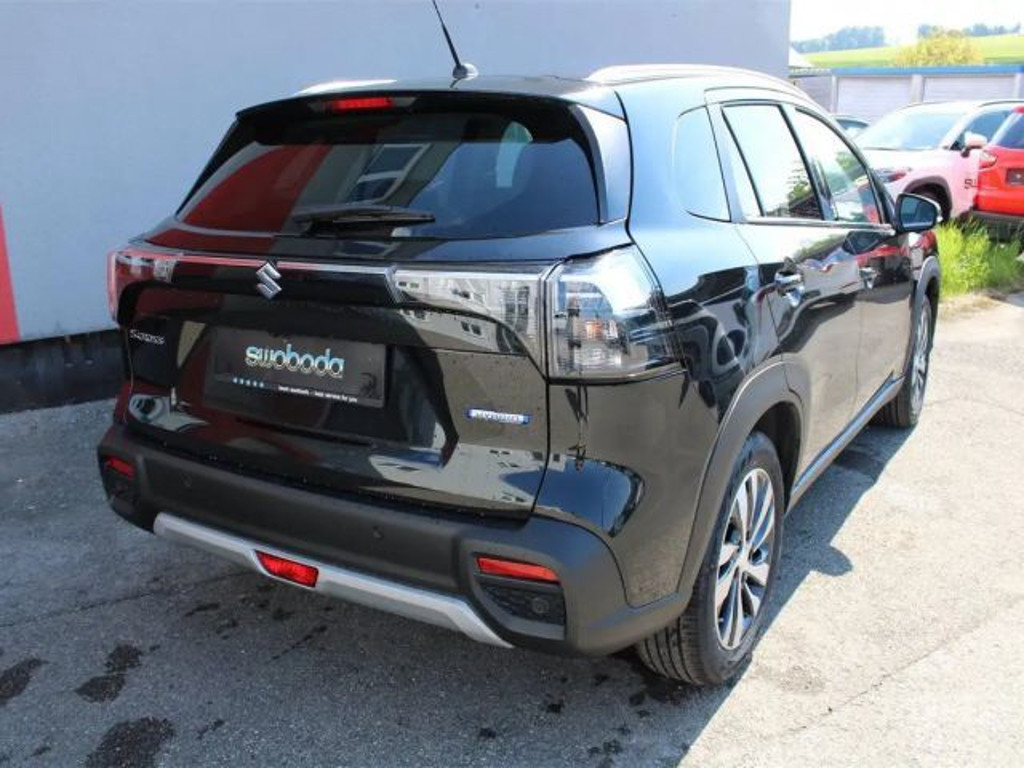Suzuki S-Cross