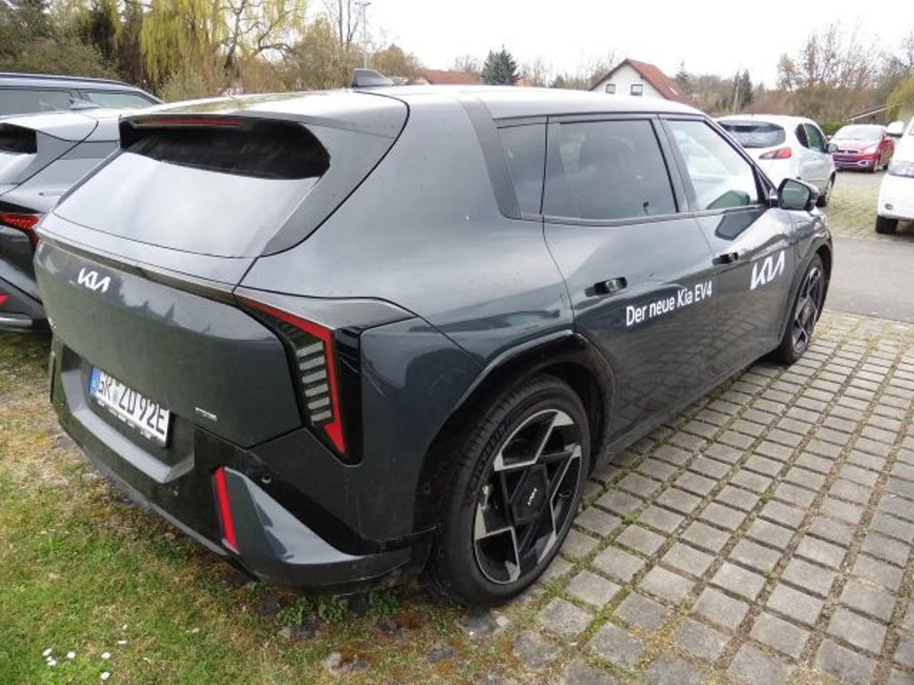 Kia EV4