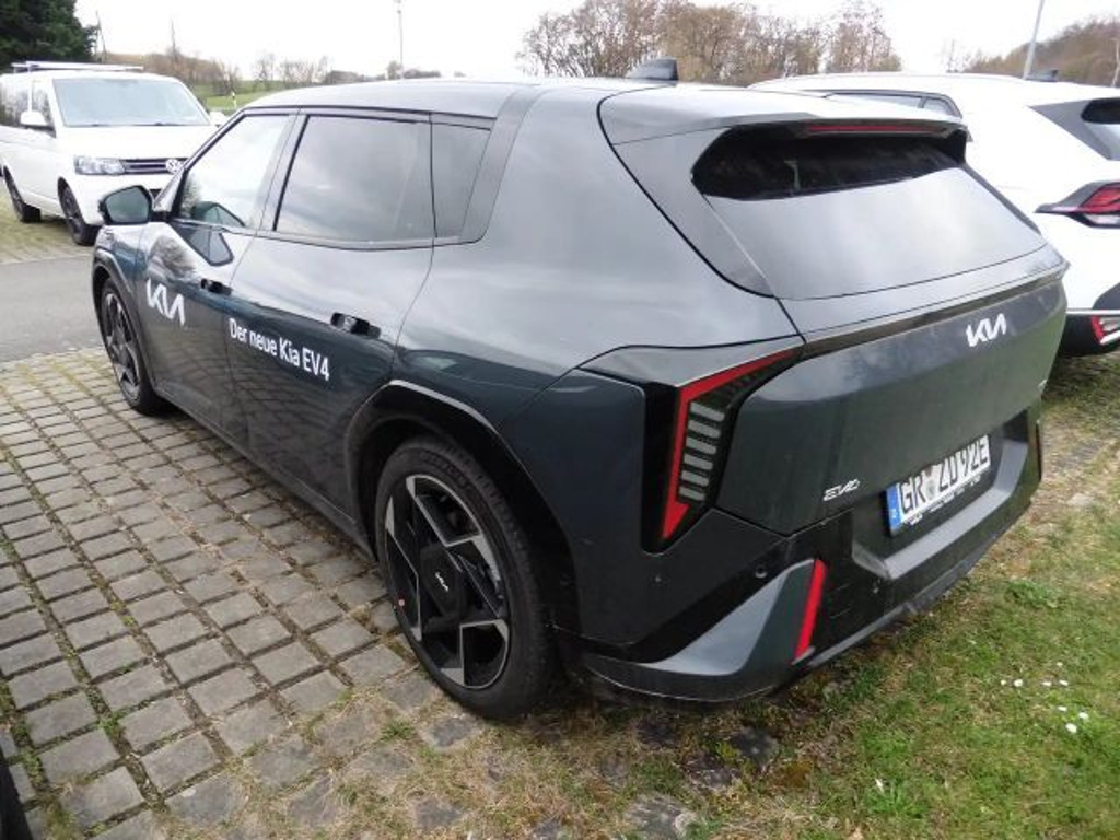 Kia EV4