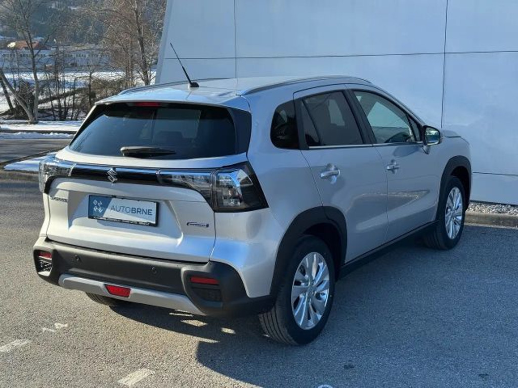 Suzuki S-Cross