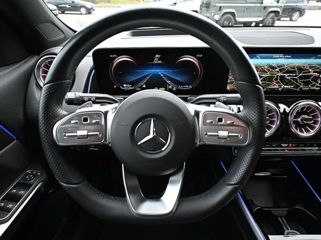 Mercedes-Benz EQB