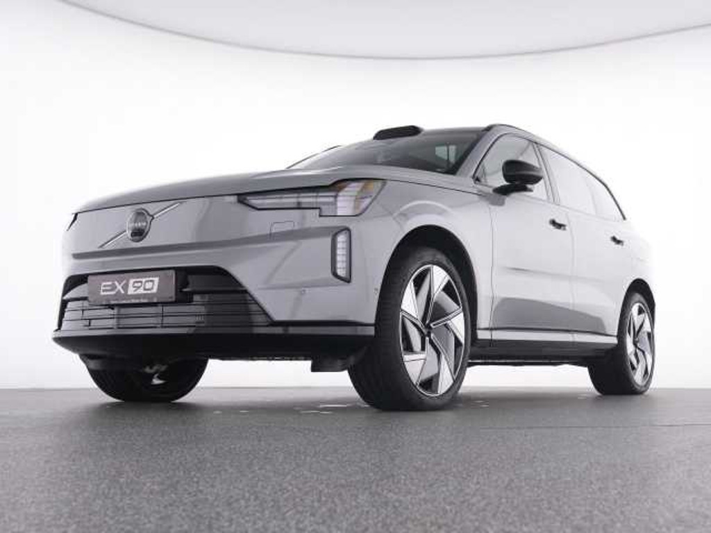 Volvo EX90