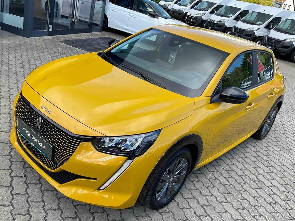 Peugeot e-208