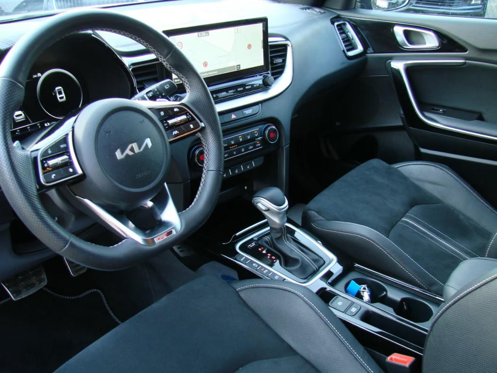 Kia ProCeed