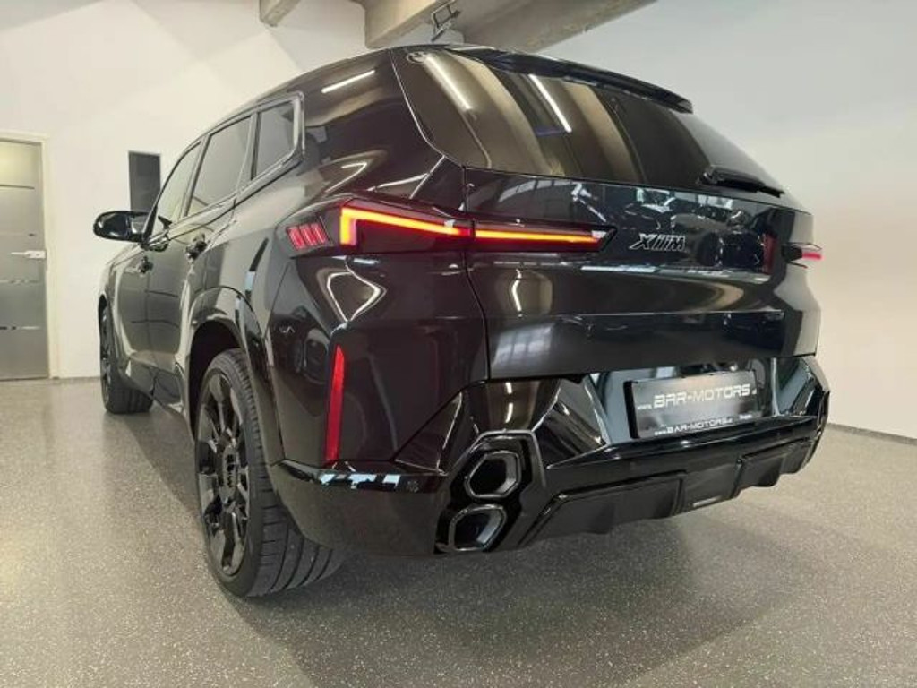 BMW XM