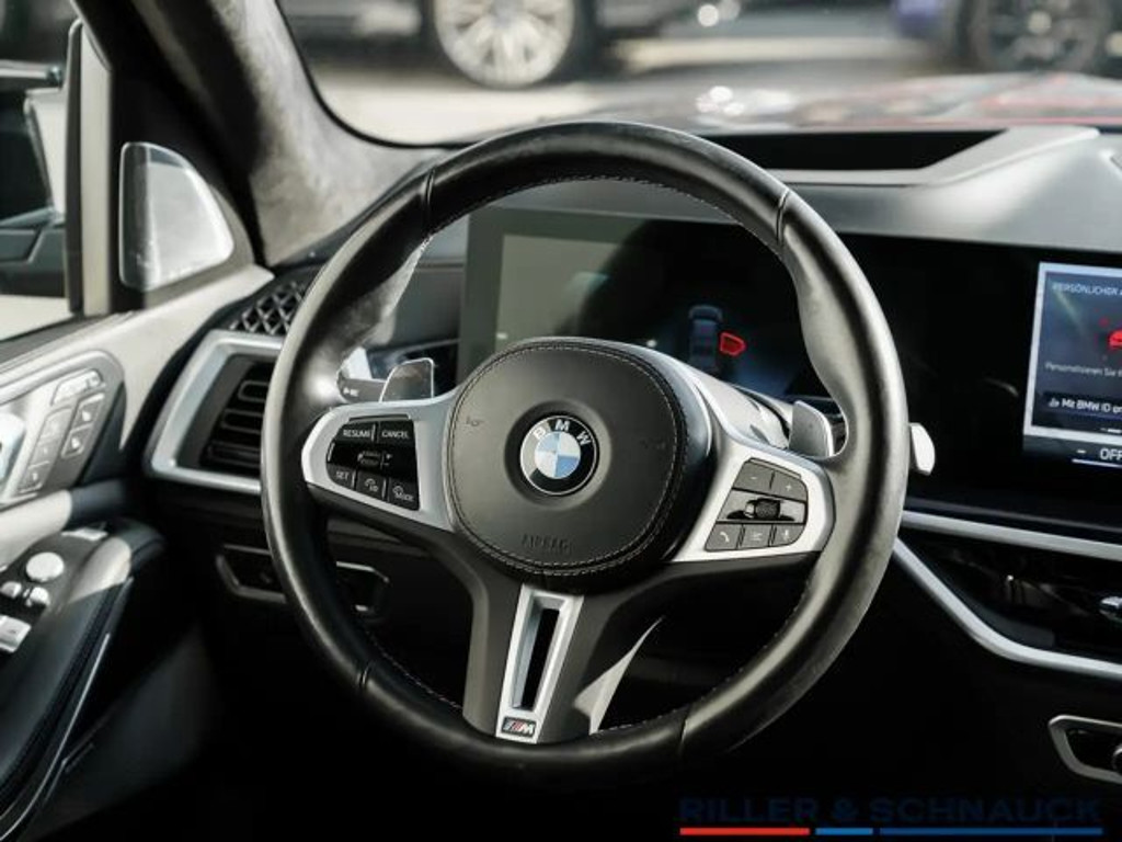 BMW X7 M