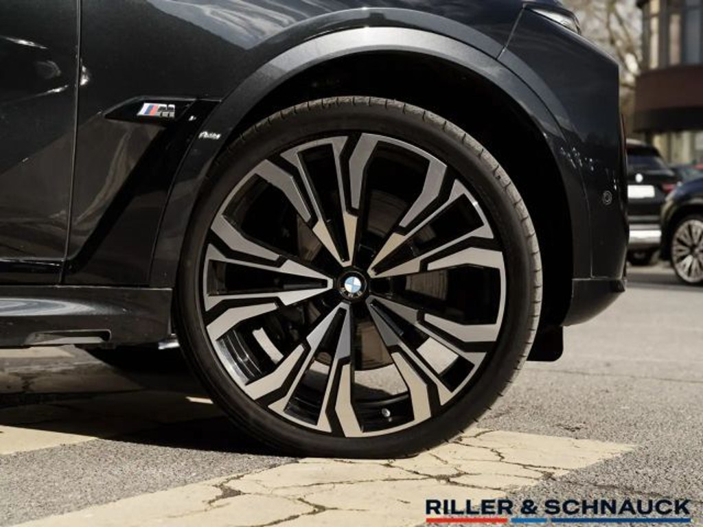 BMW X7 M