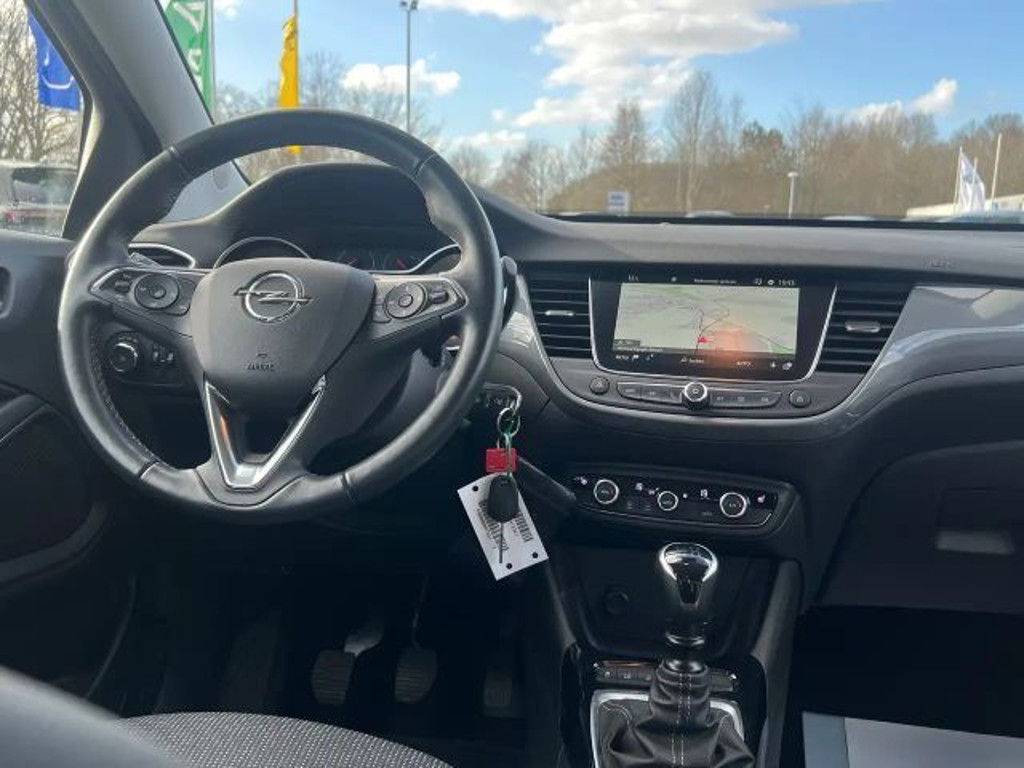 Opel Crossland X