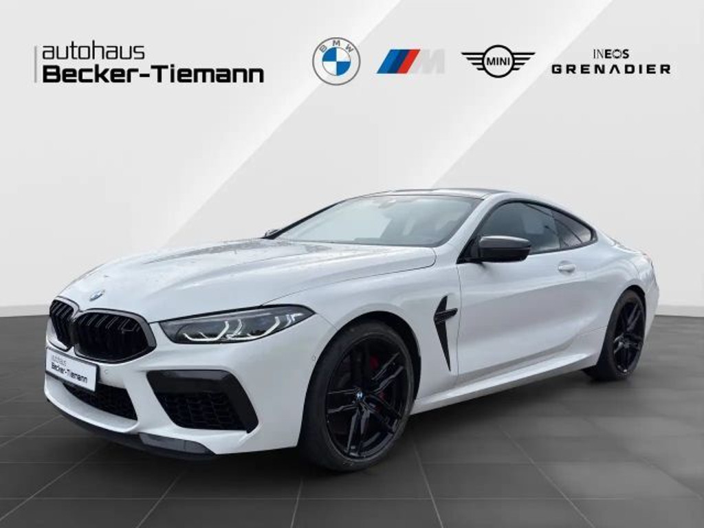 BMW M8 2023 Benzine