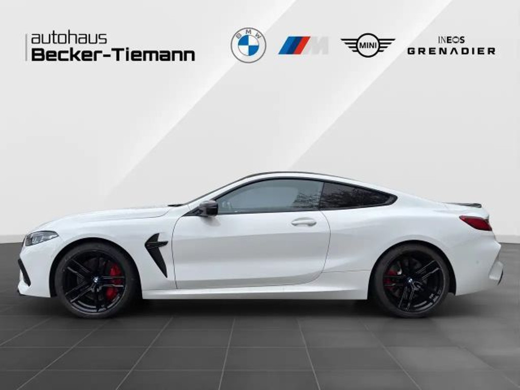 BMW M8