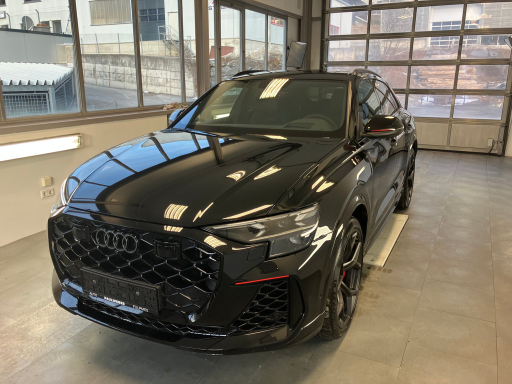 Audi RS Q8