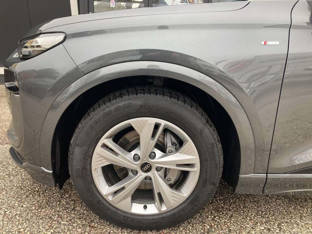 Audi Q6 e-tron