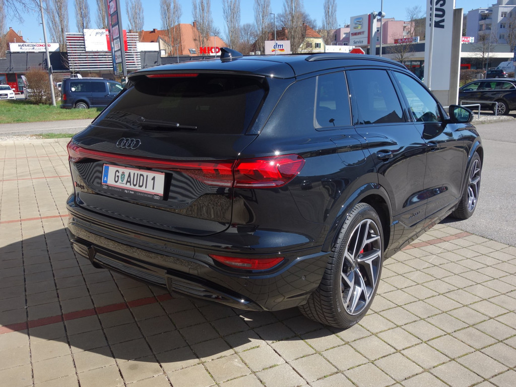 Audi SQ6 e-tron