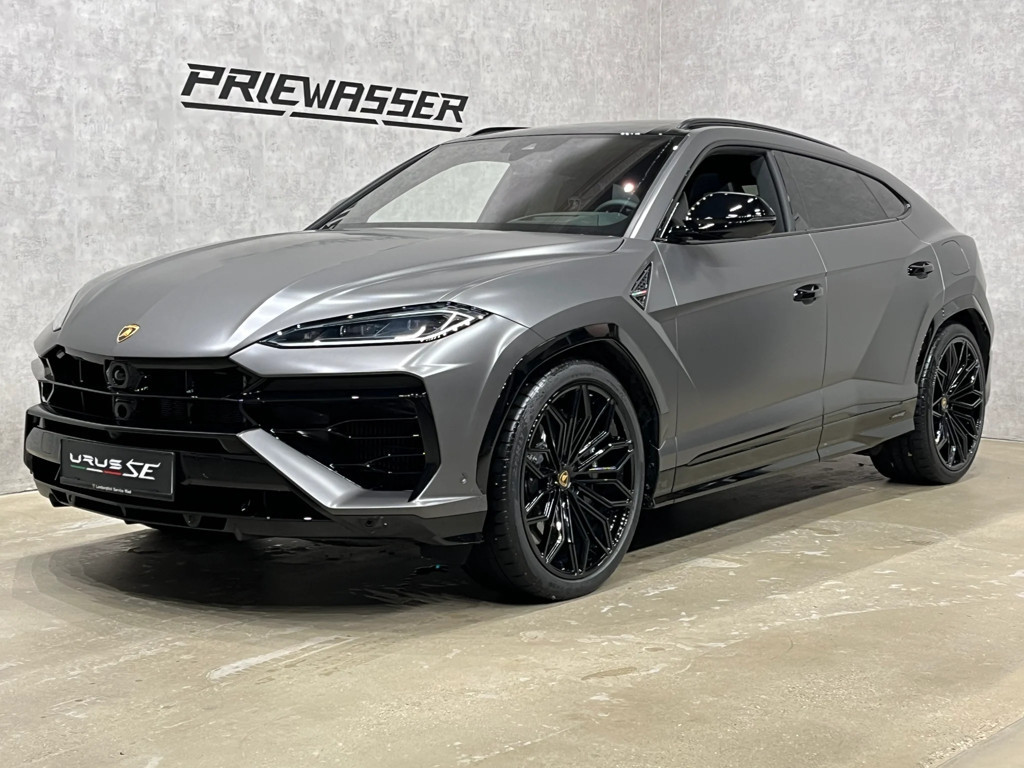 Lamborghini Urus 2025 Benzine