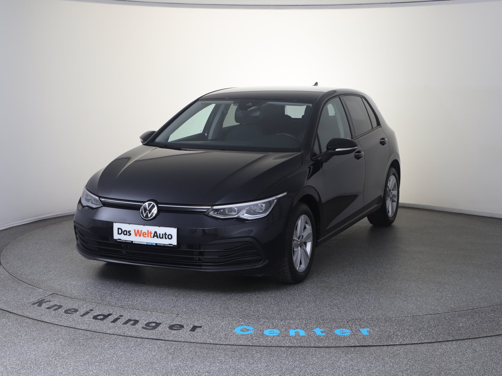 Volkswagen Golf 2023 Benzine