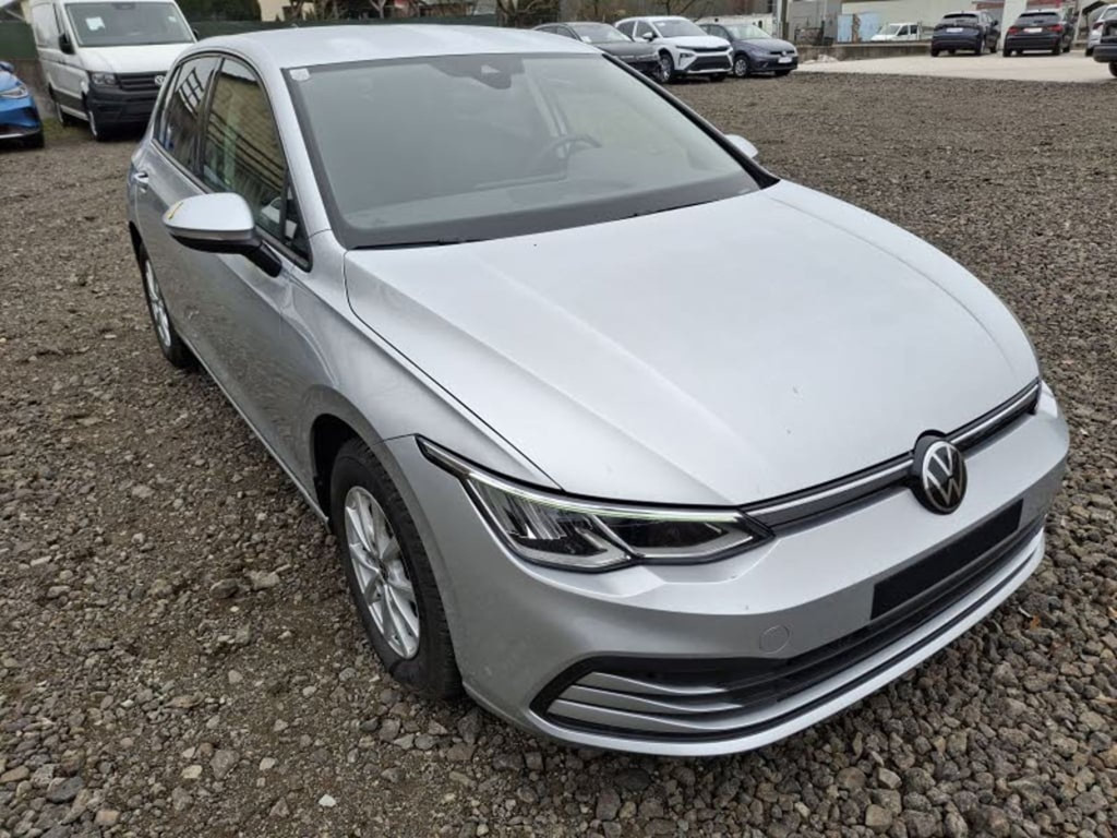Volkswagen Golf 2023 Benzine