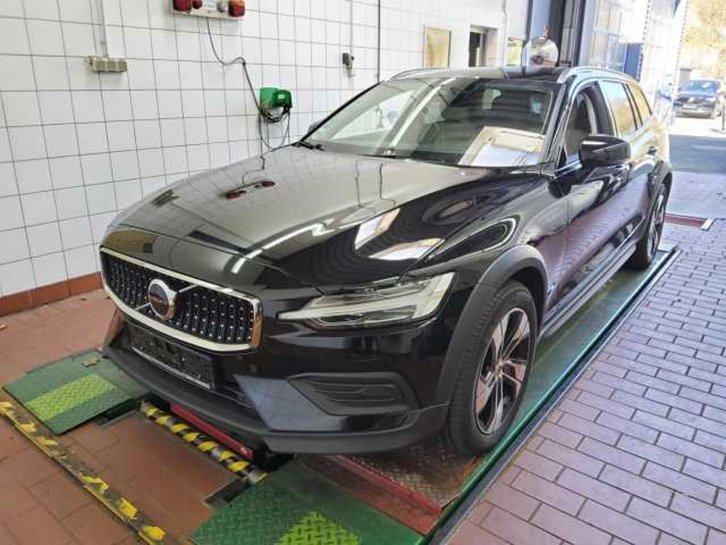 Volvo V60 Cross Country