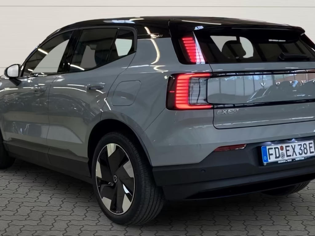 Volvo EX30