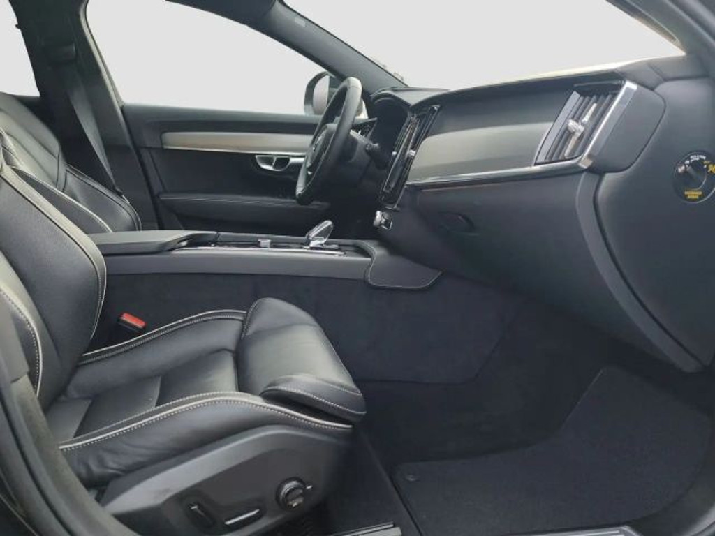 Volvo V90 Cross Country