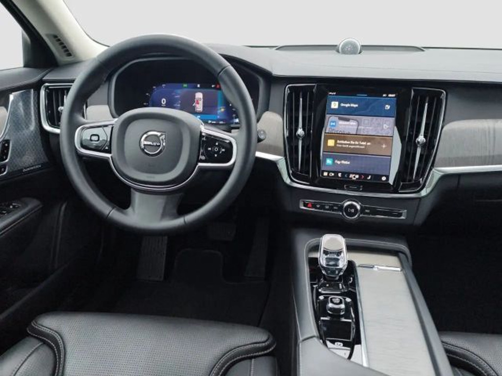 Volvo V90 Cross Country