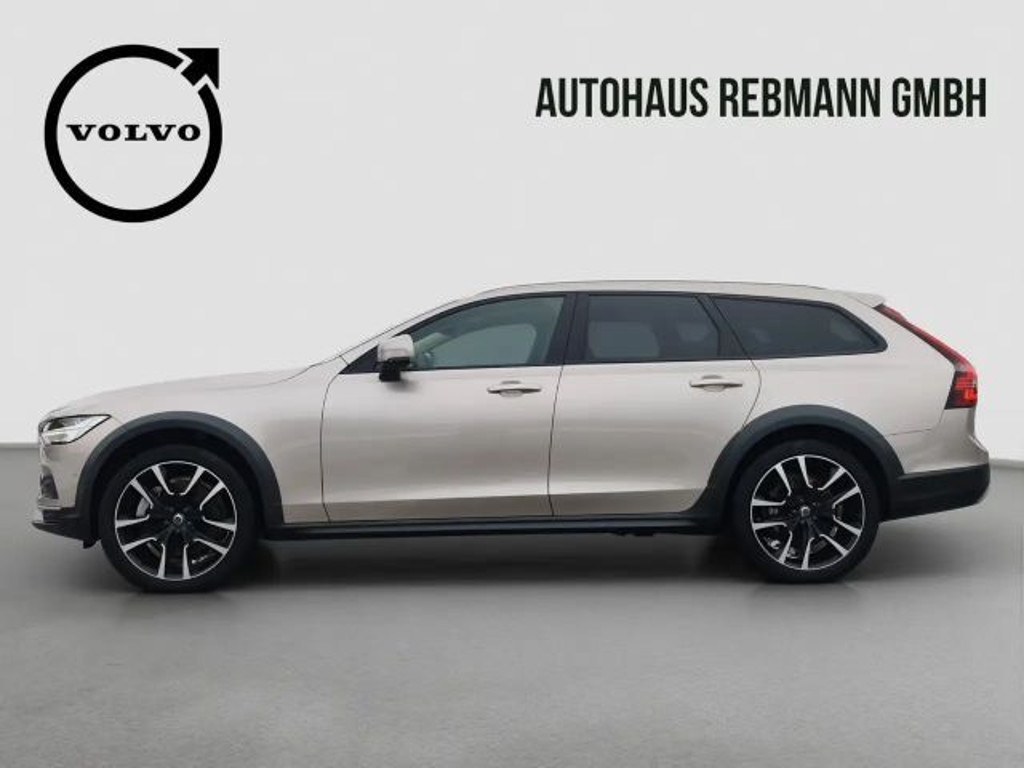 Volvo V90 Cross Country
