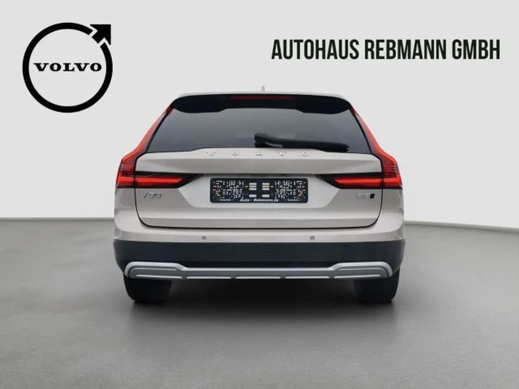 Volvo V90 Cross Country