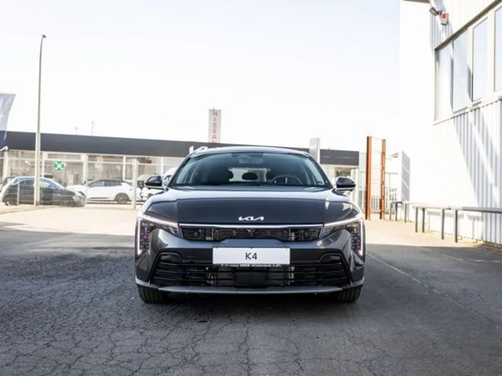 Kia K4