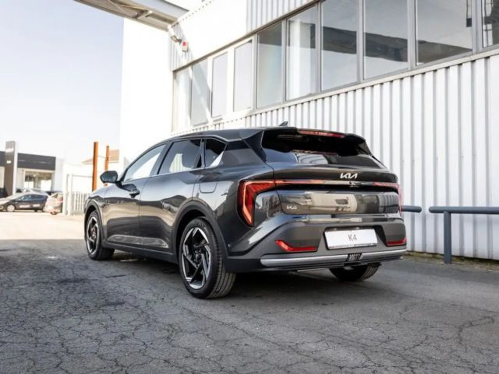 Kia K4