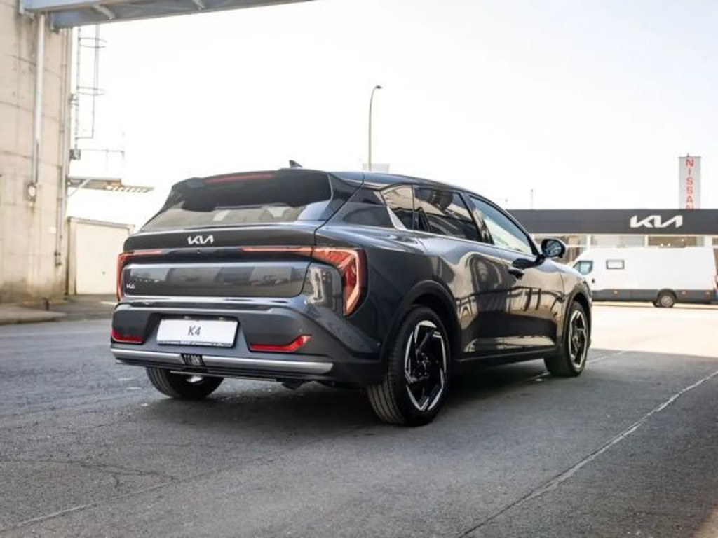 Kia K4