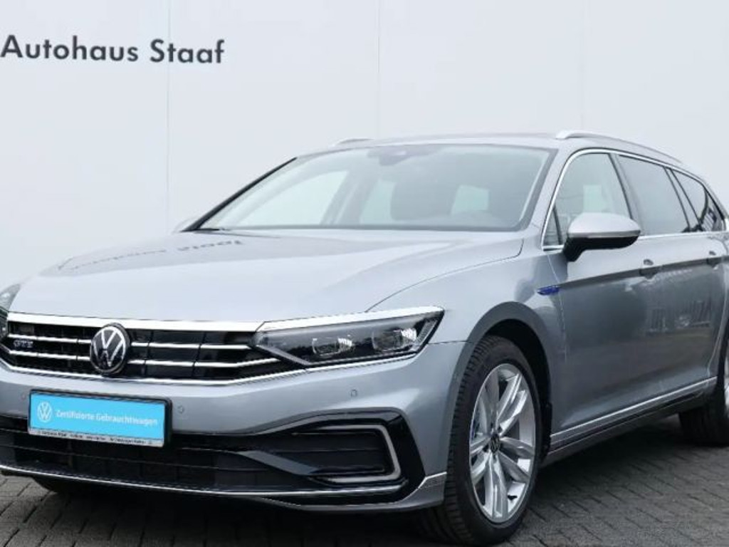 Volkswagen Passat 2022 Hybride Benzine