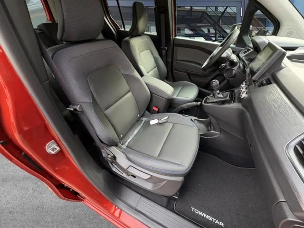 Nissan Townstar