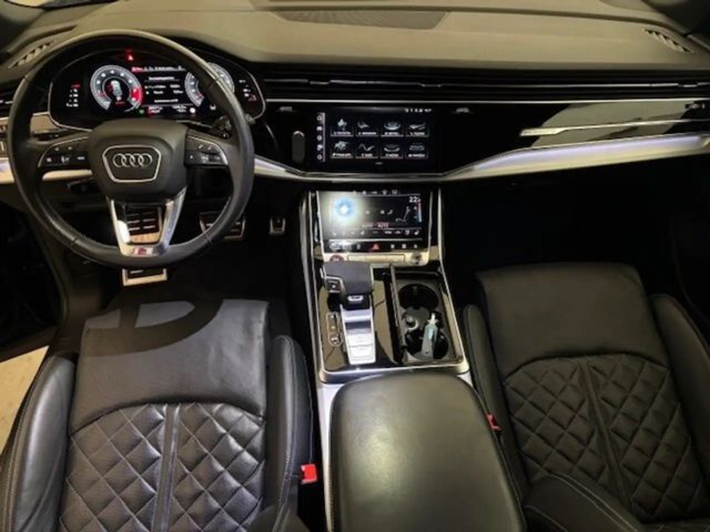 Audi SQ8