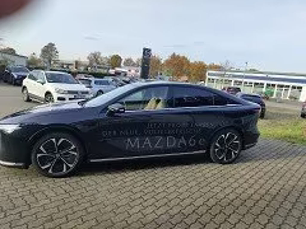 Mazda 6e