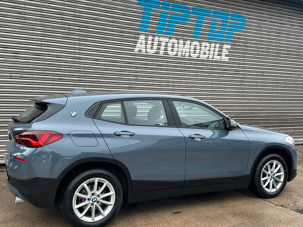 BMW X2