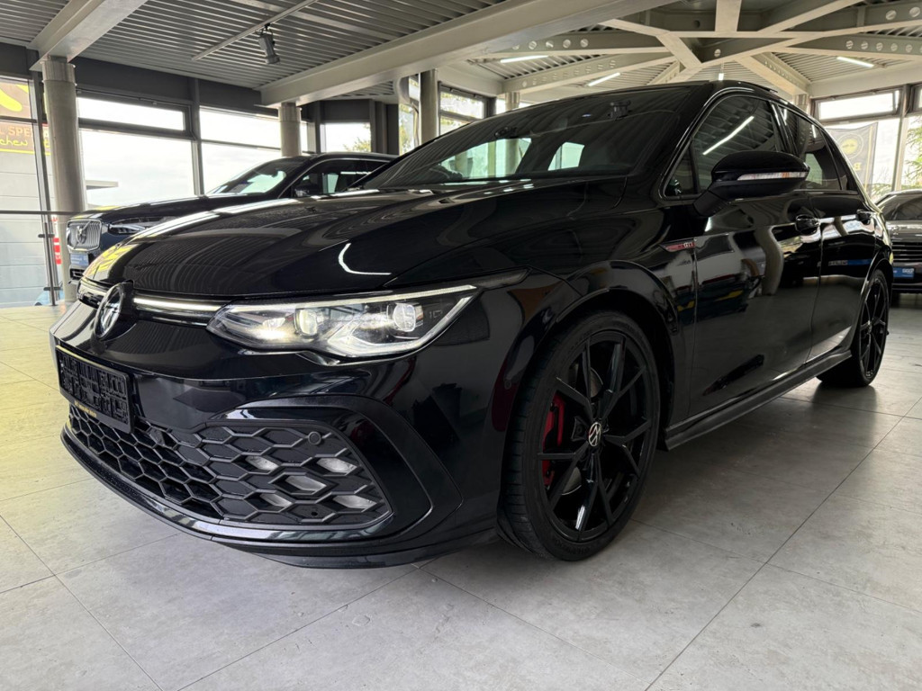 Volkswagen Golf 2022 Benzine