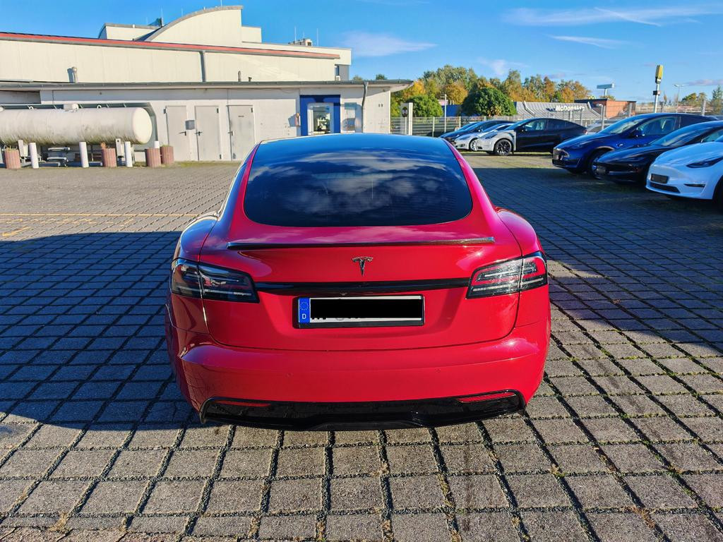 Tesla Model S