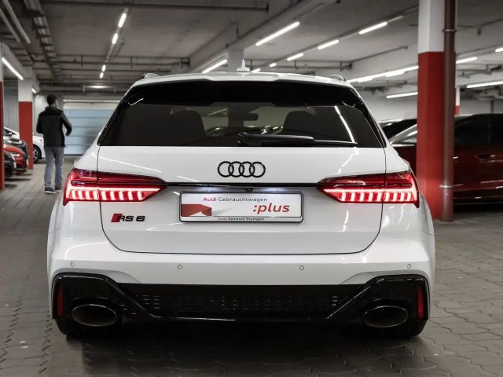Audi RS6
