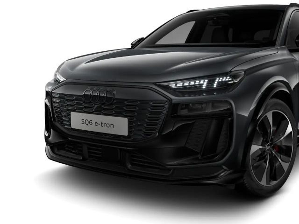 Audi SQ6 e-tron