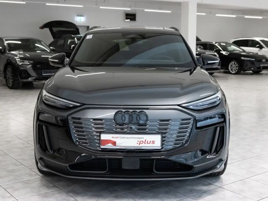 Audi SQ6 e-tron