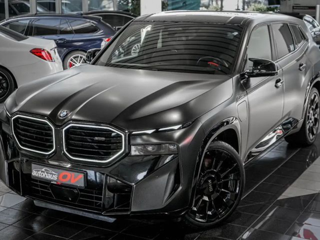BMW XM