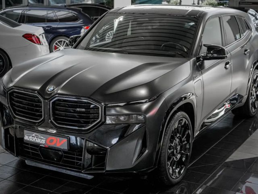 BMW XM