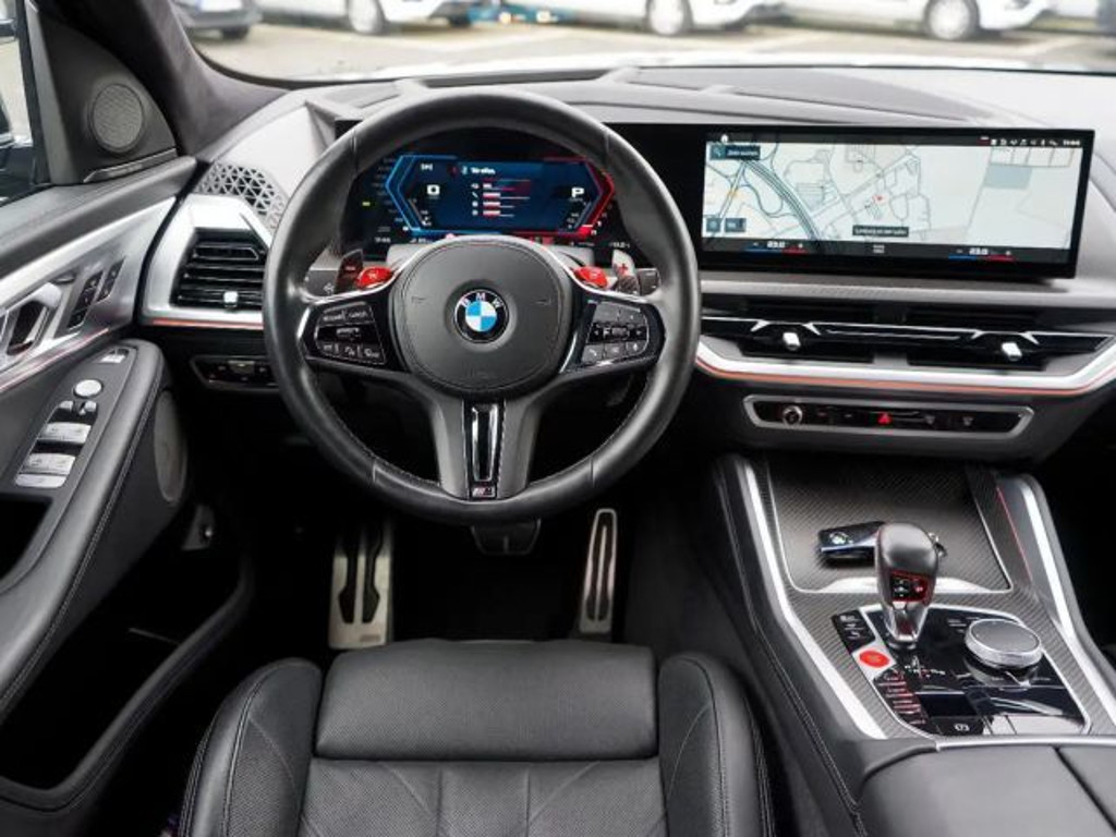 BMW XM