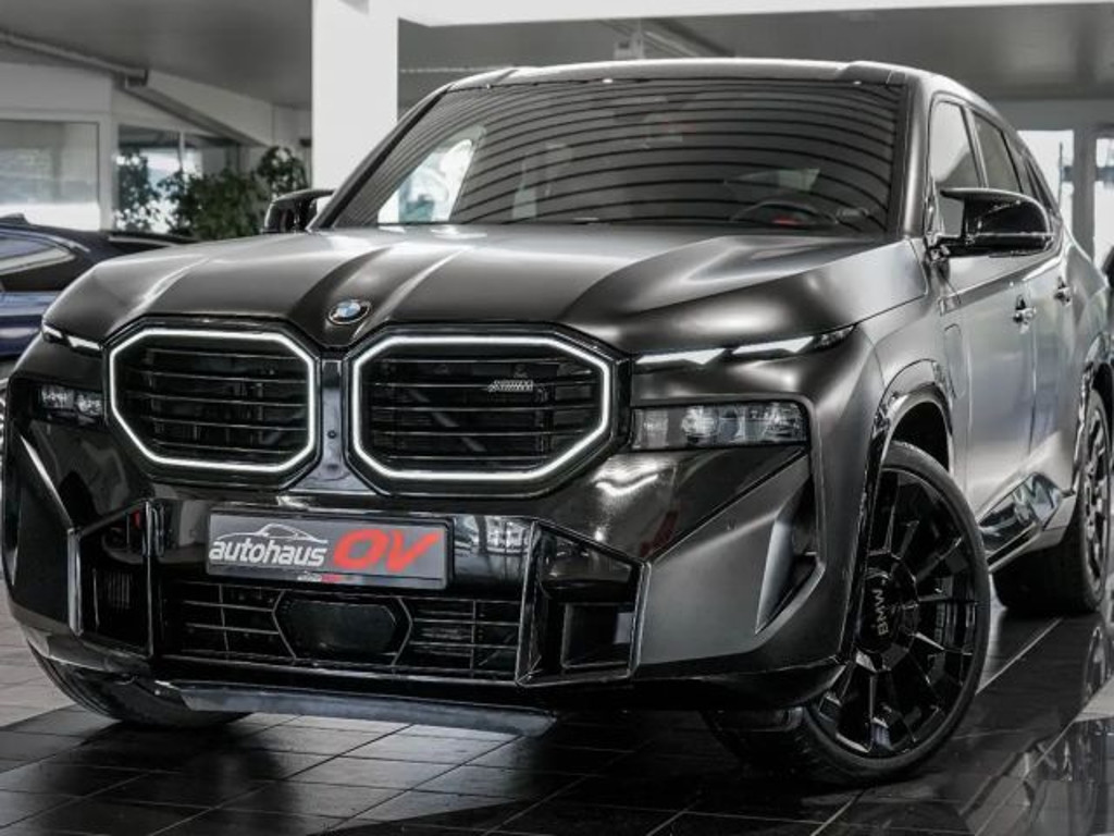 BMW XM