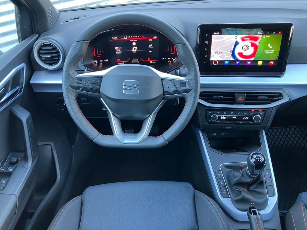 Seat Arona