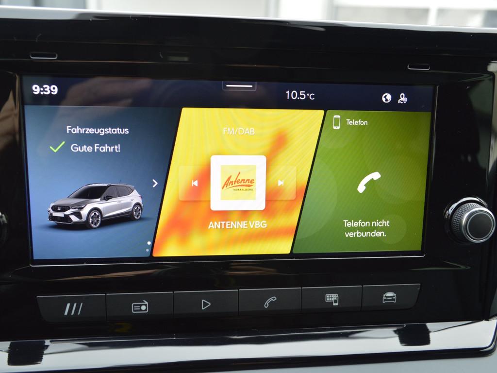Seat Arona