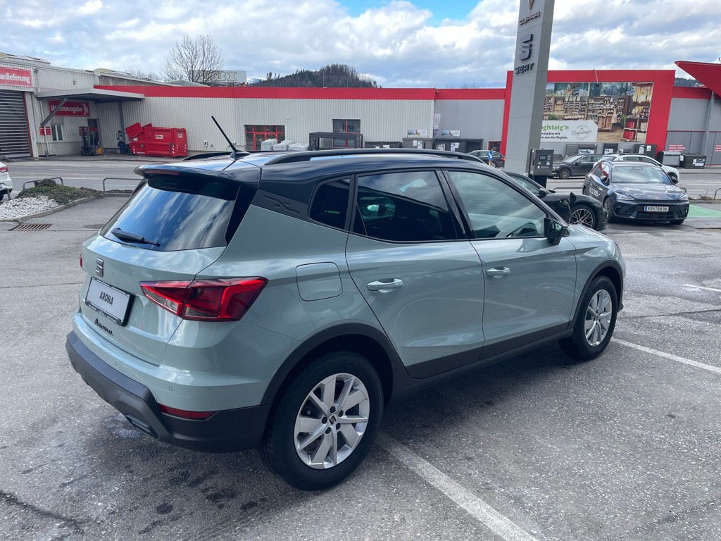 Seat Arona