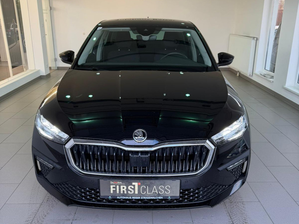 Skoda Scala 2025 Benzine