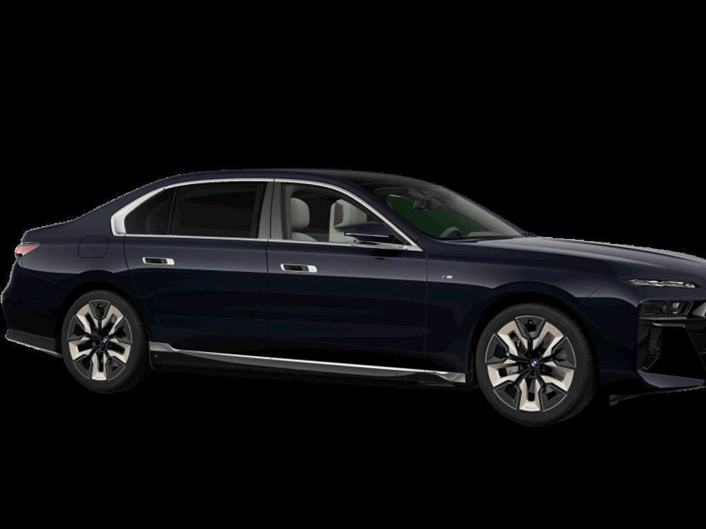 BMW i7