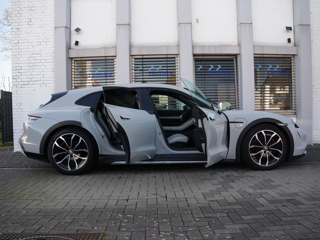 Porsche Taycan 2023 Elektrisch