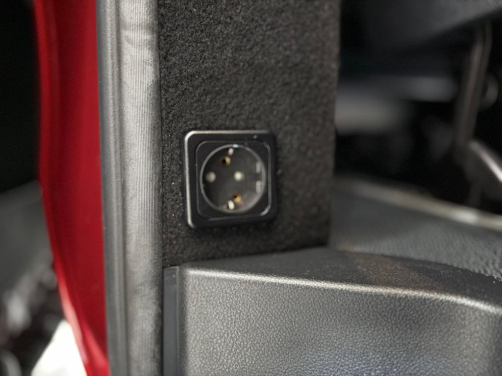 Mercedes-Benz Marco Polo